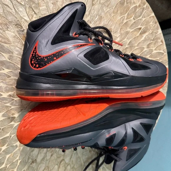 Nike LeBron 10 Lava Size 8.5 - Picture 9 of 13